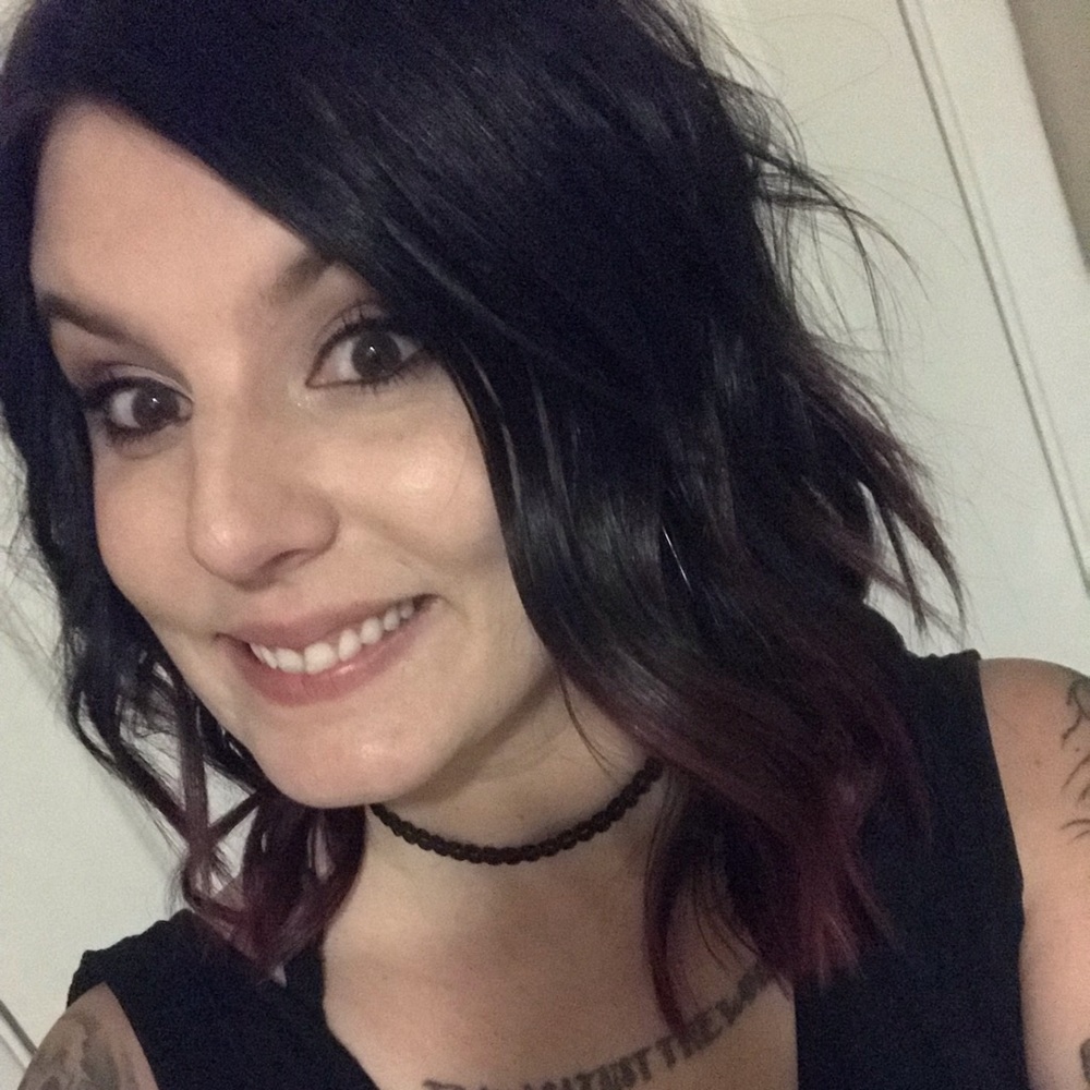 Meet your Posher, Ashley